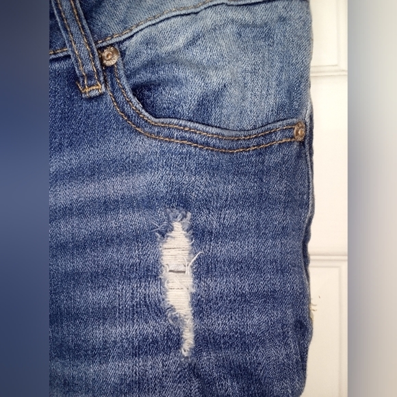 CATO Premium Denim Jeans, Sz 10, Distressed with patchwork, skinny jeans - Picture 5 of 8